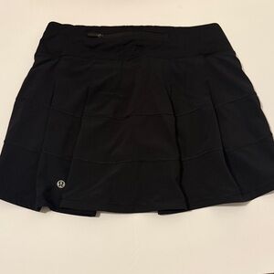 Lululemon Black Long Pace Rival Skirt - Size 2 long